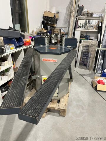 Corner crimping machine Elumatec EP 124