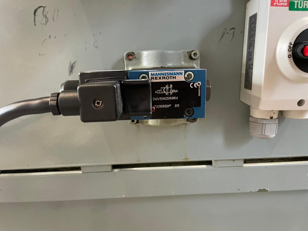 Hydraulic station - Image 3