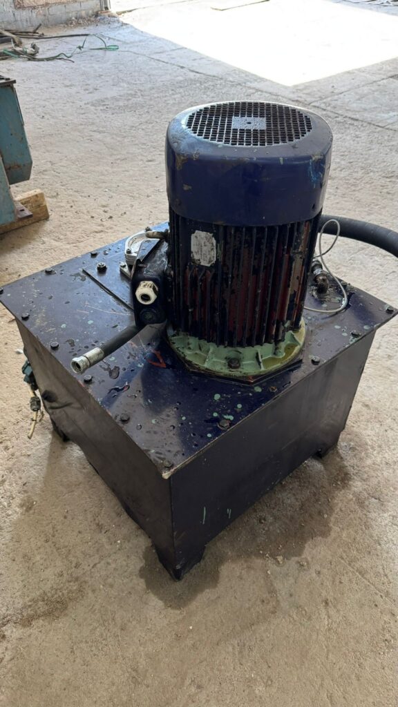 Hydraulic station - Image 2