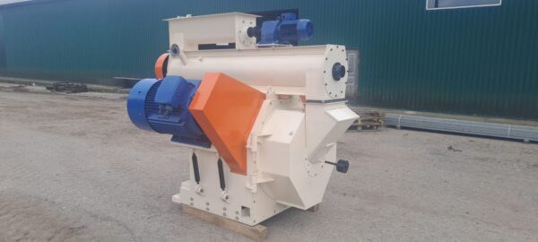 Pellet press MUNCH 420
