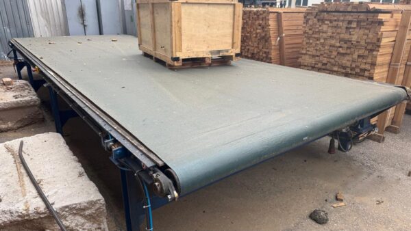 Lentas transportieris